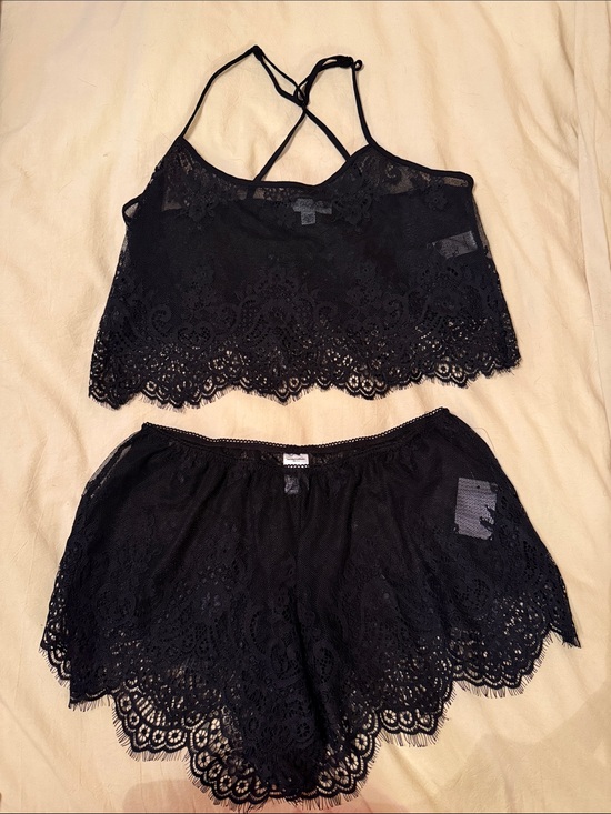 In Bloom By Jonquil Other - Women's Black Lace Camisole & Shorts Sleep Set